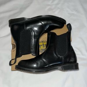 Dr. Martens Flora Women’s Flora Arcadia Black Silver Chelsea Boot - US 7/UK 5